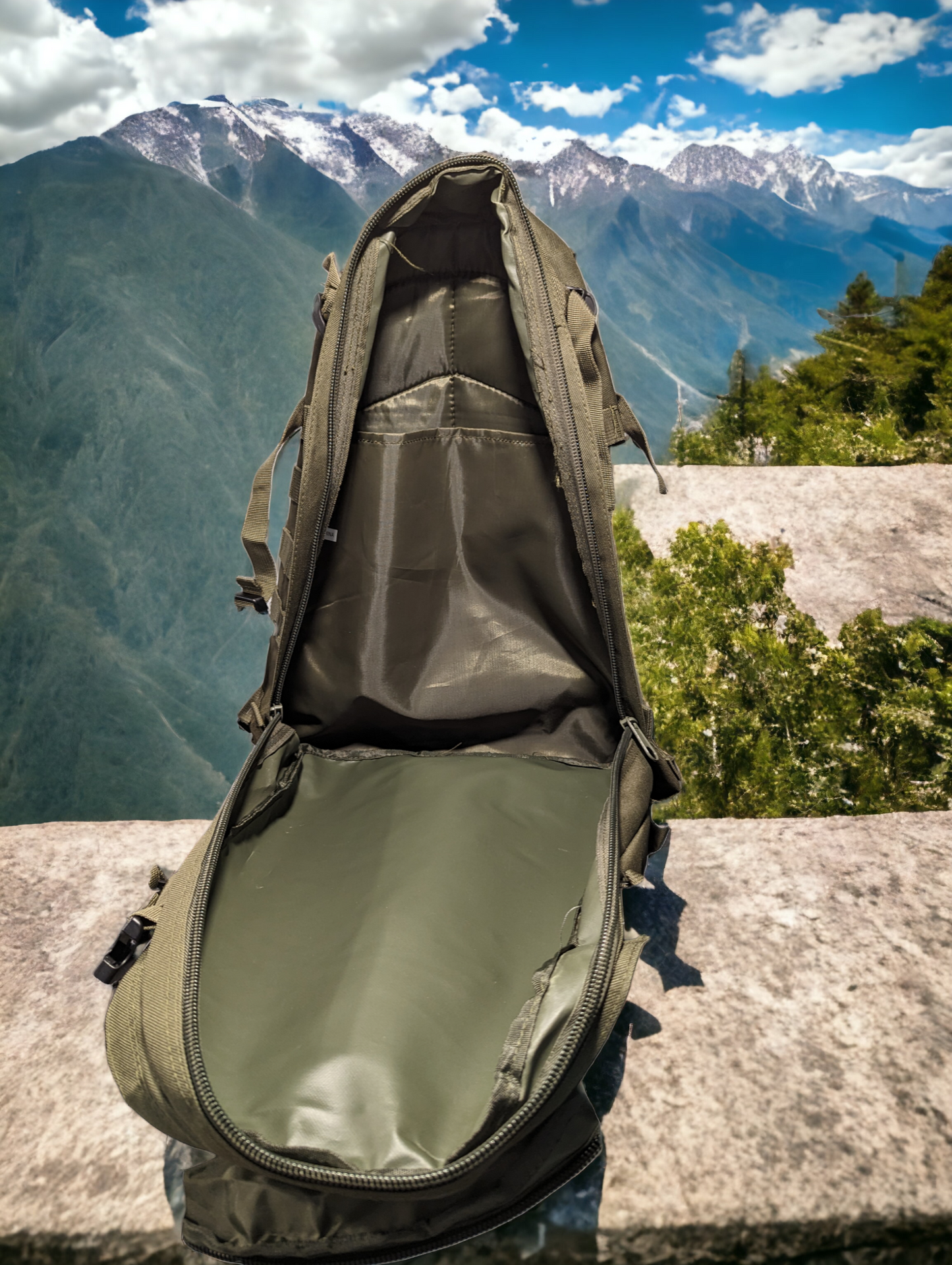 Hussar Tactical MD-35 GoBag
