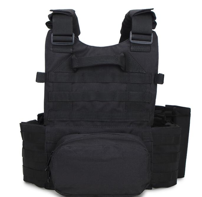 Tactical Plate Carrier Vest w/ mag pouch - Black Fox Security Group